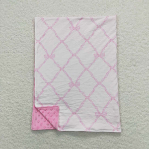 Couverture pour bébé rose à nœud papillon - Product Image 1