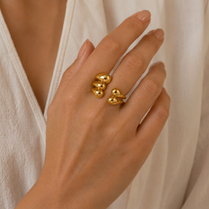 Anillo Personalizado Bañado en Rodio, Diseño Abierto, Metal Líquido, Forma de Lágrima, Estilo Cóctel, Joyería de Lujo Moderna para Mujer - Product Image 1