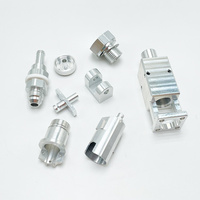 Pièces usinées sur commande sur tour CNC de haute précision : Pièces de rechange usinées CNC de haute qualité en aluminium, acier inoxydable et laiton