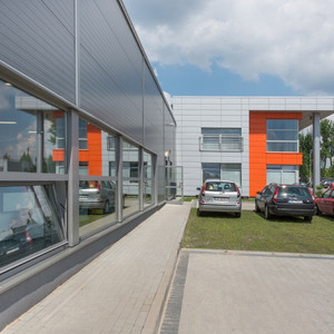 Estructuras de Acero Ligero Prefabricadas para Talleres y Plantas, Diseño de Almacenes de Acero Rojo de Gran Envergadura Prefabricados - Product Image 3