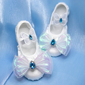 Chaussures <span class=keywords><strong>de</strong></span> danse pour bébé <span class=keywords><strong>de</strong></span> haute qualité avec semelle antidérapante, design élégant avec nœud papillon, dessus en satin respirant, doublure en coton - Product Image 3