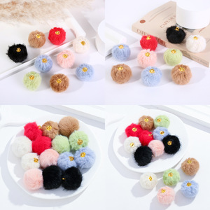 Pompon en fausse fourrure de lapin de 30 mm de Nantong, accessoire pour boucles d'oreilles, colliers et fournitures de bricolage pour bijoux - Product Image 4