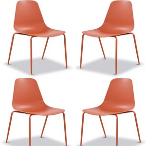 Juego de 4 Sillas de Comedor Apilables de Plástico Estilo Moderno de Mediados de Siglo con Patas de Metal - Uso Interior/Exterior, Color Rojo Coral, Muebles para el Hogar - Product Image 1