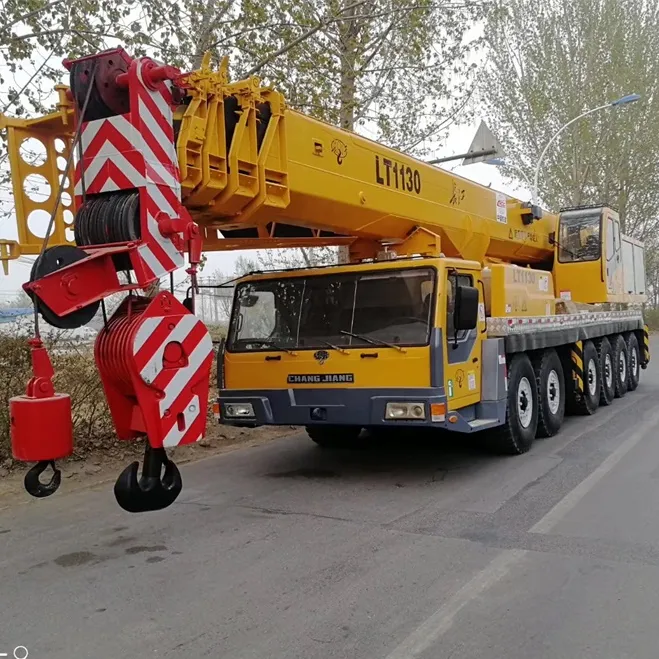 Goede Hydraulische Systeem Changjiang LT1130 130 Ton Gebruikt All Terrain Crane/130 Ton Gebruikt Kraan Vrachtwagens In China Originele voor Verkoop