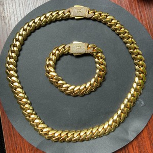 Cadena Cubana de Lujo con Cierre Tipo Caja Monaco, Chapada en Oro de 18K, de Latón Resistente, Collar Brillante para Hombre, Joyería Hip Hop - Product Image 2
