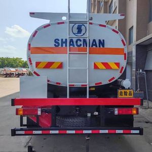 รถบรรทุกบรรจุน้ำมันเชื้อเพลิง Shacman 8x4 ขนาด 25,000 ลิตร สำหรับบรรจุน้ำมันเบนซิน ดีเซล และน้ำมันอื่นๆ พร้อมหัวจ่ายน้ำมัน - Product Image 6