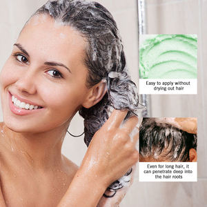 مقشر فروة الرأس العشبي المرطب بعلامة تجارية خاصة مع مدلك للرأس، للتحكم في الزيوت ومكافحة القشرة، تركيبة 2 في 1 للتنظيف العميق - Product Image 6