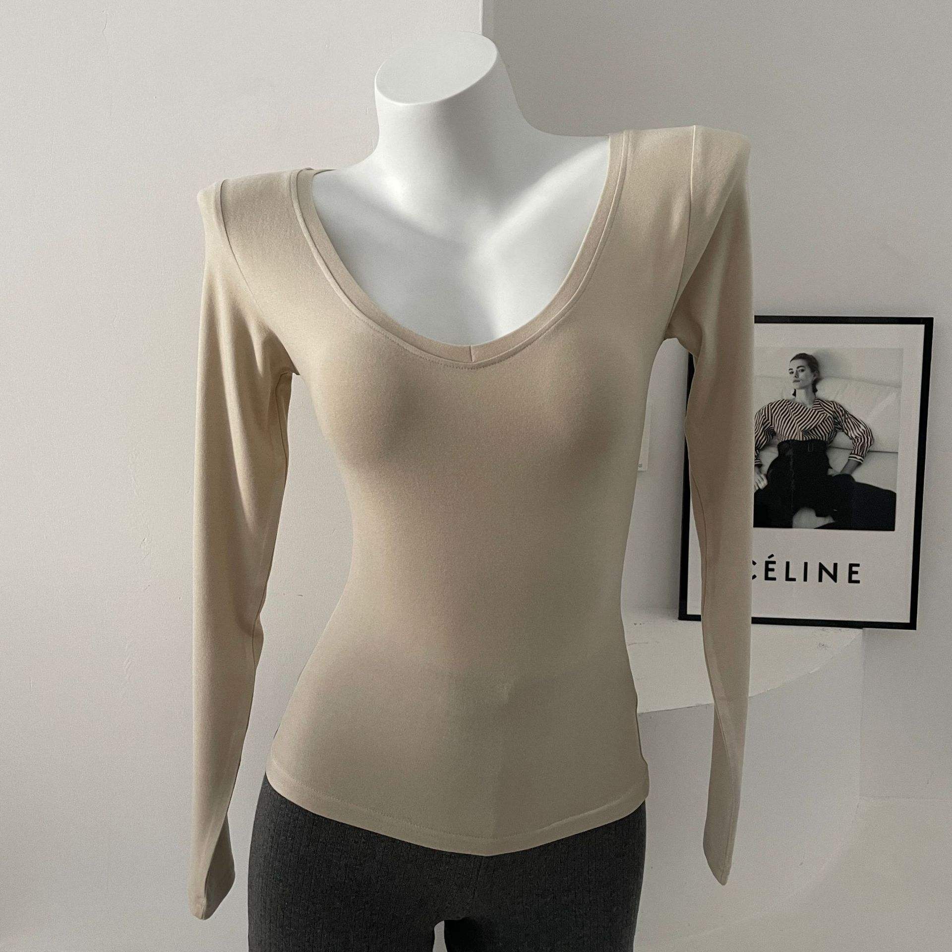 สีแอปริคอทสีเทา