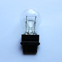 Ampoules automobiles de remplacement fiables et de qualité supérieure, type 3157, culot en coin, 12V, pour feux de freinage, clignotants et feux arrière, P27/7W
