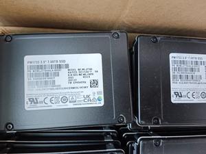 Unidad de Estado Sólido GUIXING Enterprise Usada MZWLJ7T6HALA-0007C PM1733 U.2 7.68T 7C SATA 6Gbps SSD - Product Image 5