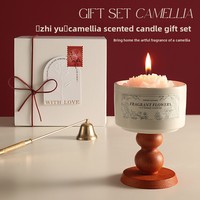 Boîte cadeau de bougie artisanale élégante et luxueuse en cire de soja parfumée à la camélia, en forme de fleur - Cadeau d'anniversaire ou de mariage pour les amis