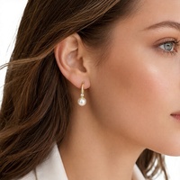Boucles d'oreilles Meli exquises en micro-incrustation, zircon carré super-brillant, perle de coquillage, acier inoxydable, plaqué or 18 carats, style français