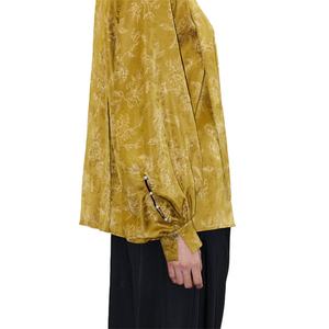 Camisa de Seda de Manga Larga Estilo Chino Informal y Holgada con Detalles de Cuello con Pañuelo, Gran Venta de Verano - Product Image 5