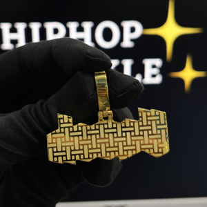 Collar Personalizado con Nombre Gótico en Plata de Ley 925 con Moissanita VVS, Chapado en Oro de 18K, Totalmente Cubierto de Piedras, para Hombre y Mujer - Product Image 2