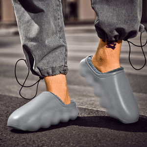 Wholesale Fashion Plush Flame Sole Sports Warm Winter Custom Print Cotton Slide Furry Sandals <strong>Slippers</strong> Logo Custom for Women <strong>Men</strong> - Product Image 2