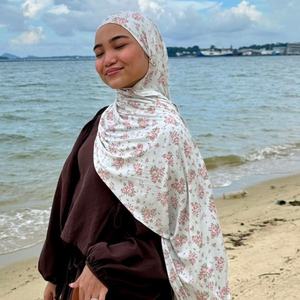 Voile Hijab Premium 2026 en Jersey de Coton Imprimé Léopard – Écharpes Douces et Imprimées pour Femmes Musulmanes - Product Image 3