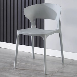 Sedia da Pranzo Impilabile Economica in Stile Nordico, Sedie Colorate in <span class=keywords><strong>Plastica</strong></span> per Bar e Caffetterie, Mobili da Esterno in <span class=keywords><strong>Plastica</strong></span> - Product Image 3