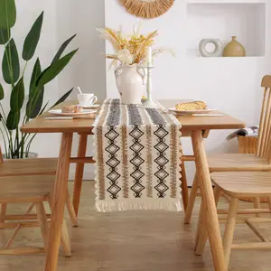 Factory Custom Knitted Dining Table Runner Burlap Linen Cotton Bohemia Decor Table Runner For Home Decoration