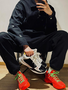 <span class=keywords><strong>2025</strong></span> New dropshipping chất lượng tốt nhất thiết kế bryants 6 protro hàng đầu thể thao chống trượt đệm không khí người đàn ông Giày bóng rổ - Product Image 6