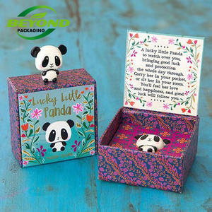 Venta al por mayor de diseño personalizado Festival de <span class=keywords><strong>Navidad</strong></span> caja magnética plegable de embalaje cesta de regalo caja de cartón con asa de cinta - Product Image 1