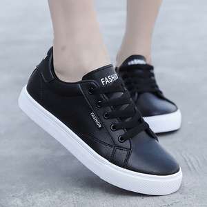 Logo personnalisé Nouveaux styles <span class=keywords><strong>Tendance</strong></span> Baskets en cuir blanc Running Fitness Marche Chaussures de sport décontractées pour femmes et hommes - Product Image 3