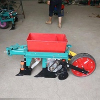 Petit 2 roues marchant tracteur monté double rangées de maïs semoir précis avec la machine d'engrais