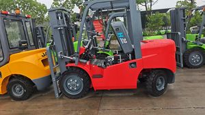 Forklift Diesel 3 Ton dengan Mesin Cina atau Jepang 3m 4.5m Kontainer dengan Harga Lebih Murah - Product Image 6