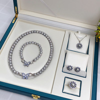 Ensemble de collier élégant en perles d'eau douce naturelles rondes, design papillon, cinq pièces, bijoux, cadeau