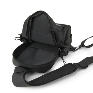 Bolsos Cruzados y de Hombro Unisex al por Mayor, Elegantes, de Gran Capacidad, Estilo Urbano Minimalista, con Cierre de Cremallera de Nailon - Product Image 5