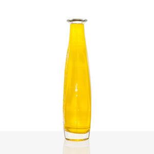 Botella de Ginebra negra mate al por mayor botella de cristal de 700ML botellas de Ginebra de corcho grabadas - Product Image 2