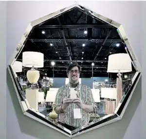 Frameless 불규칙한 거울 스타 모양 베네치아 디자인 Bevelled 거울 홈 장식