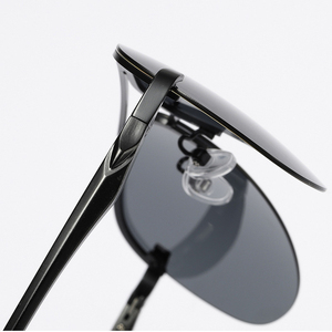 Nouveau classique en plein air de haute qualité étranger magnétique coloré lunettes de conduite femmes et hommes aluminium magnésium lunettes de soleil polarisées - Product Image 5