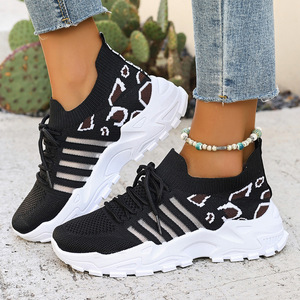 Nuove <span class=keywords><strong>Sneakers</strong></span> Versatili da Donna, Scarpe con <span class=keywords><strong>Tacco</strong></span> <span class=keywords><strong>Alto</strong></span> di Grande Taglia, Suola Spessa, Traspiranti, Design Casual in Tessuto Fly-Woven per Camminare - Product Image 4