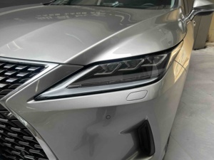 <span class=keywords><strong>Lexus</strong></span> RX300 2020 Facelift 4WD, SUV Usado Elegante, Asientos de Cuero, Faros LED, <span class=keywords><strong>Auto</strong></span> de Lujo Mediano - Product Image 2