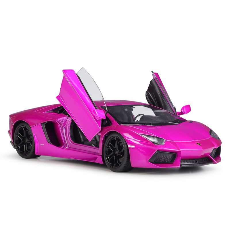 Welly 1:24 L Amborghini Aventador LP700-4 Diecast Model