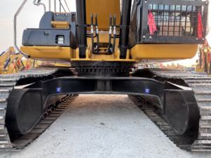 Pompe hydraulique d'origine pour moteur diesel 330D d'occasion Contrôles de bonne qualité Cabine confortable Parfaite pour les grands travaux de terrassement - Product Image 2