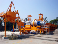QLB série 10TPH mini usine d'asphalte avec mélangeur à tambour et composants finis de base PLC Bin