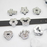 Breloques en strass à perles pour porte-clés DIY, lettres de l'alphabet A-Z, couronne, cœur, étoile, crâne, croix, avec trou de 8 mm
