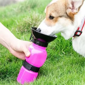Botella de Agua Portátil para Mascotas de 500 ml, Botella de Viaje para Perros Grandes y Pequeños, Apta para Perros y Gatos - Product Image 2