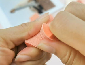 Fall von 1500 Stück Einweg-Nagels tudio liefert Doppelseite 100/180 2-Wege-Schwammnagelfeilenpuffer aus EVA-Material - Product Image 3