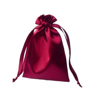 Pochette personnalisée double couche en satin avec cordon de serrage pour cadeaux de mariage, rangement de chaussures, perruques et extensions capillaires - Product Image 2