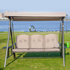 Chaise suspendue en métal, mobilier d'extérieur au design contemporain pour hôtel et parc - Product Image 5