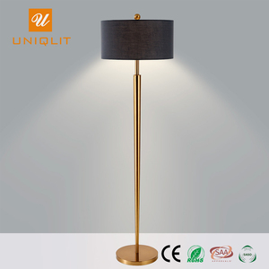 Personnalisé Fer <span class=keywords><strong>Colonne</strong></span> E27 60W <span class=keywords><strong>Lampadaire</strong></span> Pour Hôtel Lampe D'ingénierie - Product Image 2