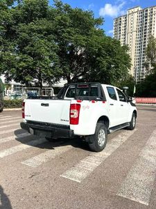 Isuzu D-MAX 3.0T 4WD Luxury 2019, Cambio Manuale, Guida a Sinistra - Product Image 2