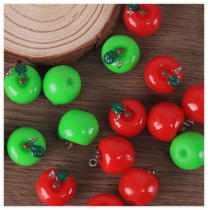 All'ingrosso casa delle bambole natale verde rosso realistico artificiale 3D vigilia di natale mela con gancio resina frutta scultura arti figurine - Product Image 3