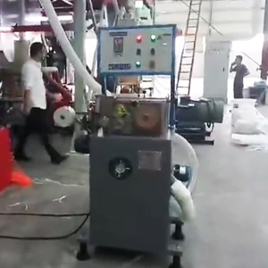 Équipement de machine de recyclage de granulation pour les déchets de films plastiques et de tissus non tissés défectueux, rejetés, bordures/bandes/cintres/fils/rouleaux - Product Image 4