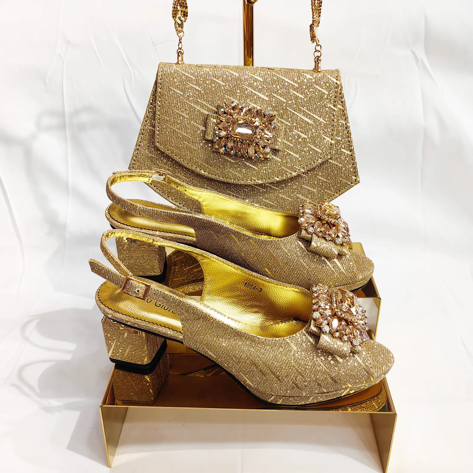 Роскошные туфли и сумки на цепочке, оригинальное фабричное производство, симпатичные туфли со стразами и пряжками, комплект из туфель на среднем каблуке и сумочки