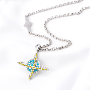 สร้อยคอไทเทเนียมสไตล์ฮิปฮอปเรโทรสุดเทรนดี้ ประดับด้วยคริสตัลสีน้ำเงินและสีเหลือง สำหรับผู้ชายและผู้หญิง - Product Image 1