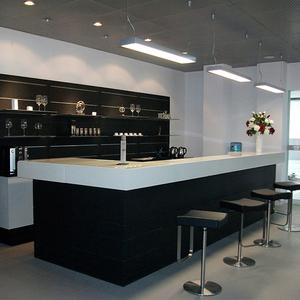 Quầy <span class=keywords><strong>Bar</strong></span> Led Mờ Kích Thước Và Màu Sắc Tùy Chỉnh Với Thiết Kế Hoa Văn - Product Image 1