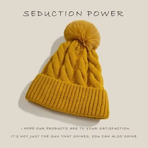 Hot Bán Thời Trang Mùa Đông Dệt Kim Beanie Hat Đối Với Phụ Nữ Đen Pom Pom <span class=keywords><strong>Skull</strong></span> <span class=keywords><strong>Cap</strong></span> Với Biểu Tượng Tùy Chỉnh Chất Lượng Cao Thoáng Khí Mũ Nón - Product Image 4